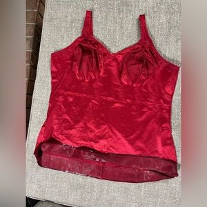 Ruby Ribbon size 48 Red